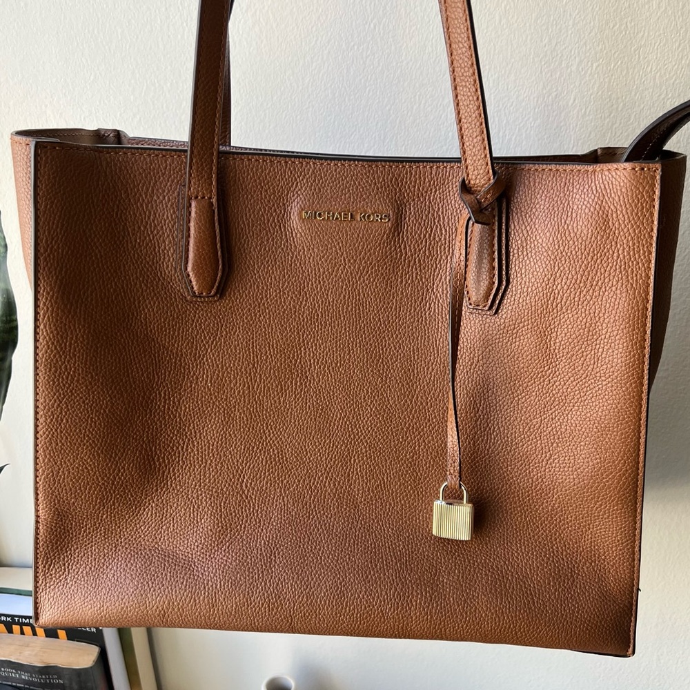 Michael Kors Mercer Large Tote in Luggage